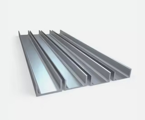 Q345/SS400 Verzinktes Stahl U-Kanal Blech Metallkanal mit 1,5 mm Dicke